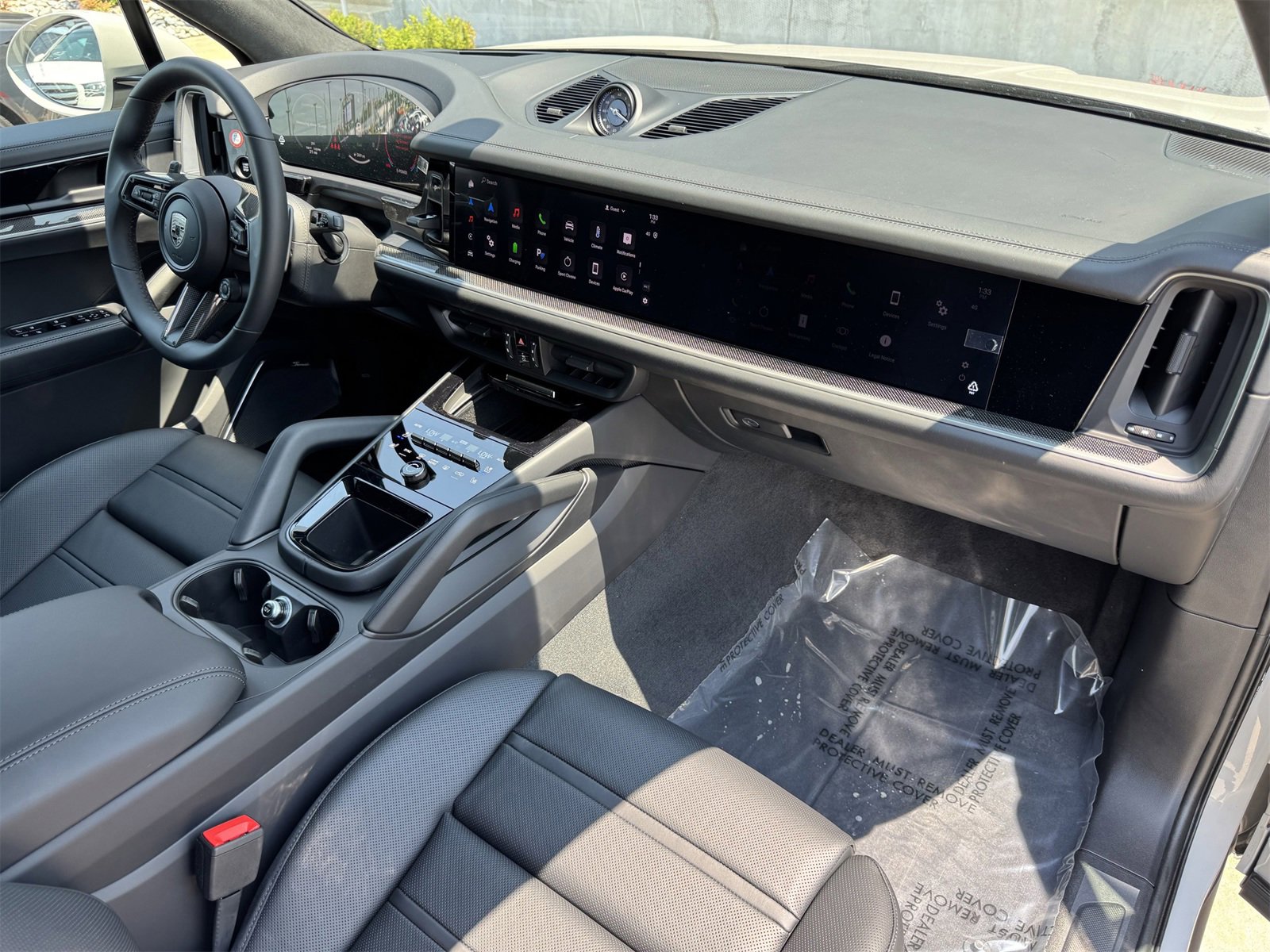 New 2025 Porsche Cayenne Turbo image 28