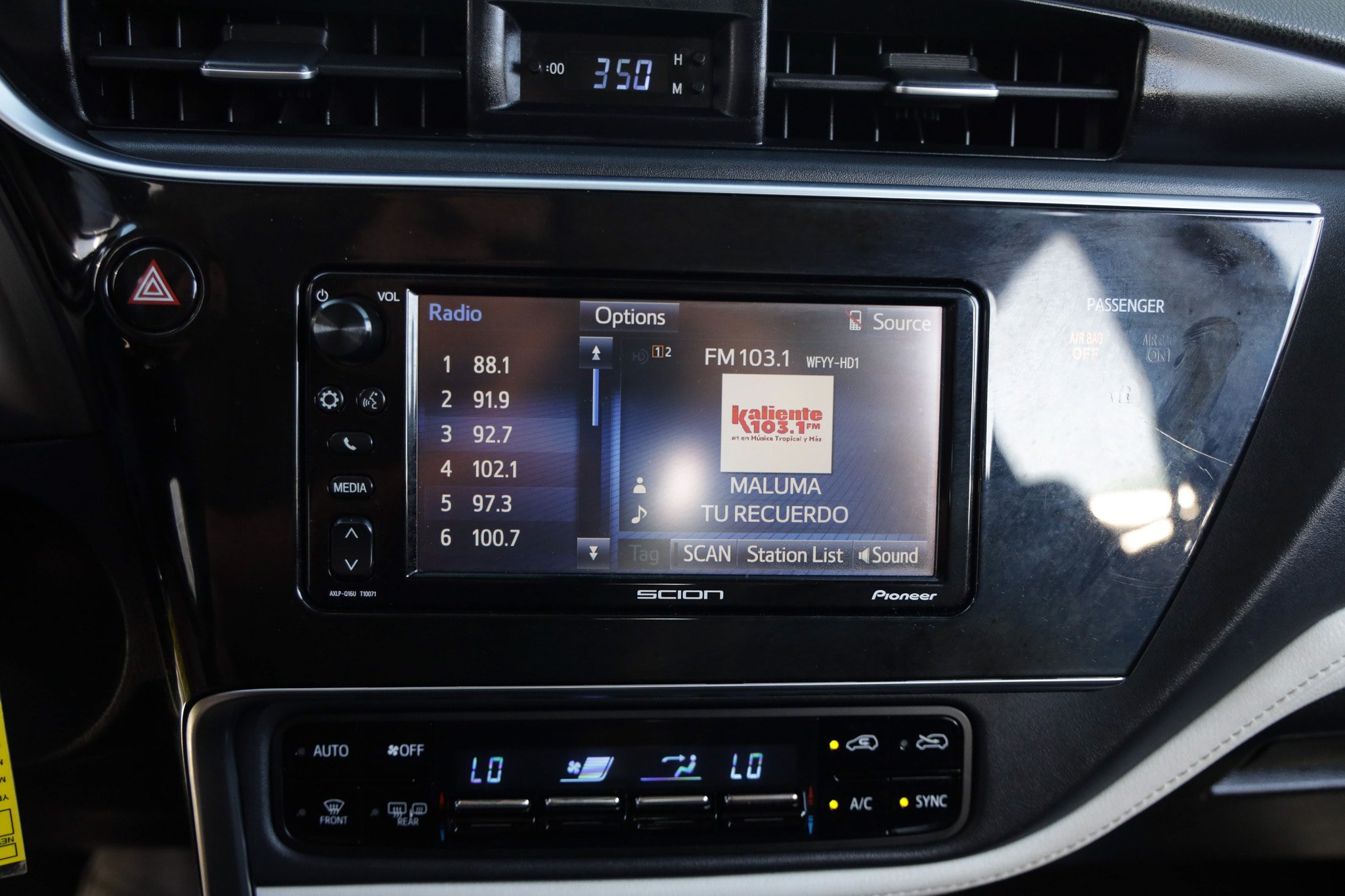 Used 2016 Scion iM FWD image 35