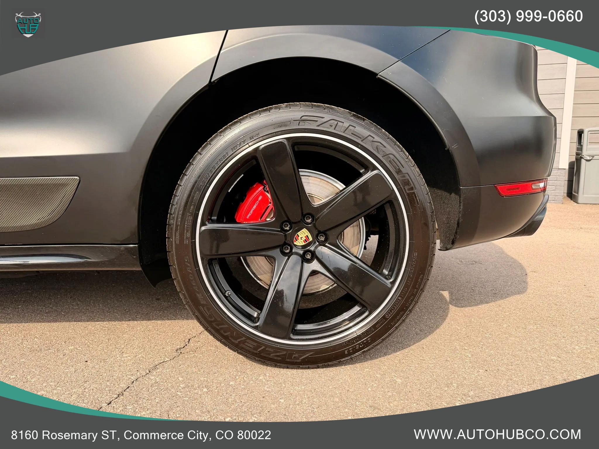 Used 2018 Porsche Macan Turbo w/ Premium Package Plus AWD/4WD image 44