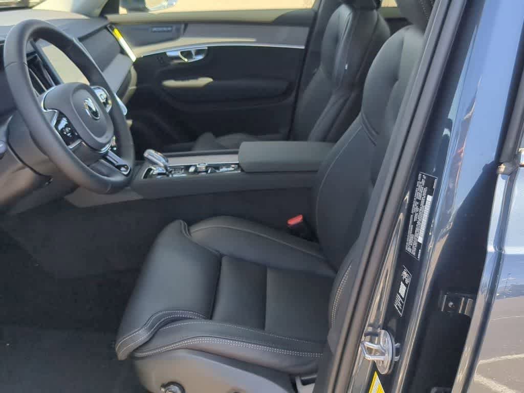 New 2026 Volvo XC90 T8 Ultra w/ Protection Package Premier AWD/4WD image 15
