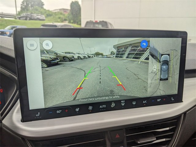 New 2025 Ford Escape SE w/ PHEV Premium Package image 24