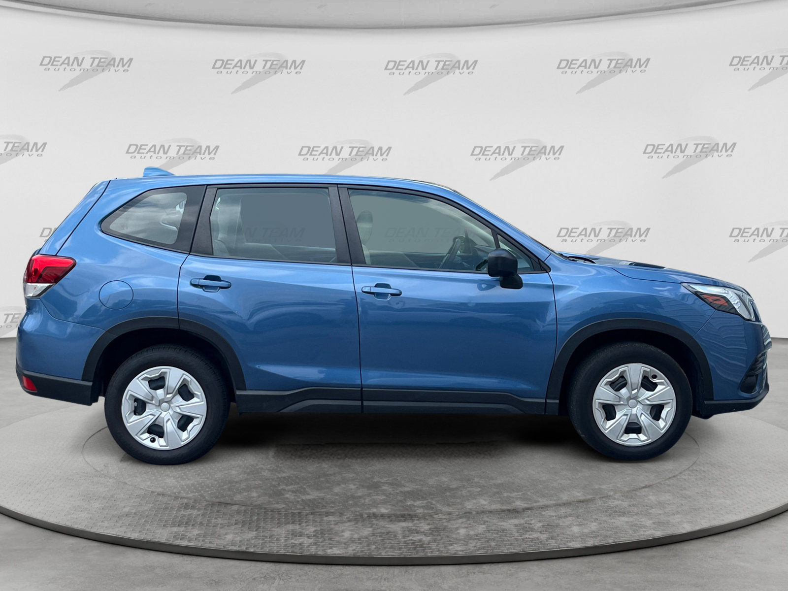 Used 2022 Subaru Forester AWD/4WD image 8