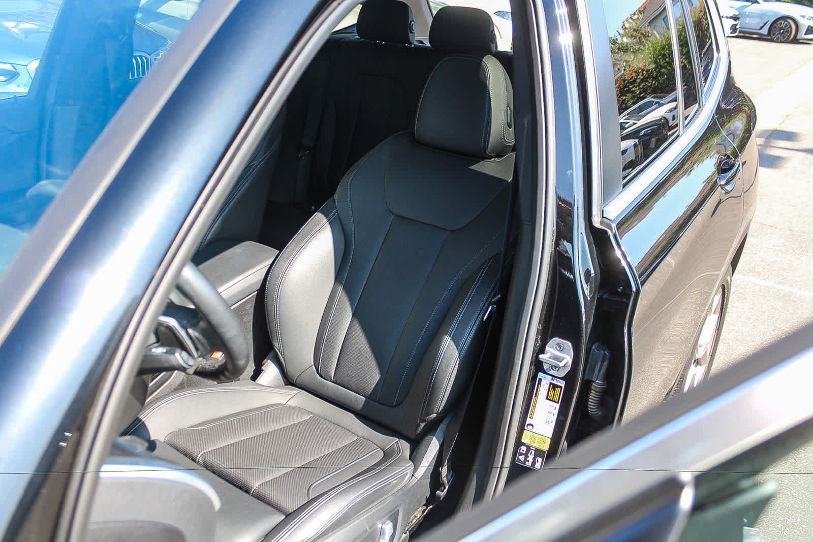 Used 2023 BMW X3 xDrive30i w/ Premium Package w/ZPA AWD/4WD image 25