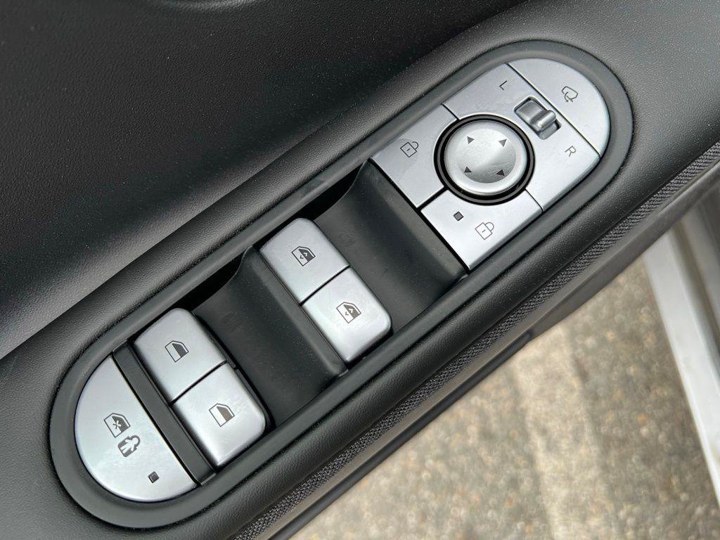 New 2024 Hyundai Ioniq 5 Limited AWD/4WD image 15
