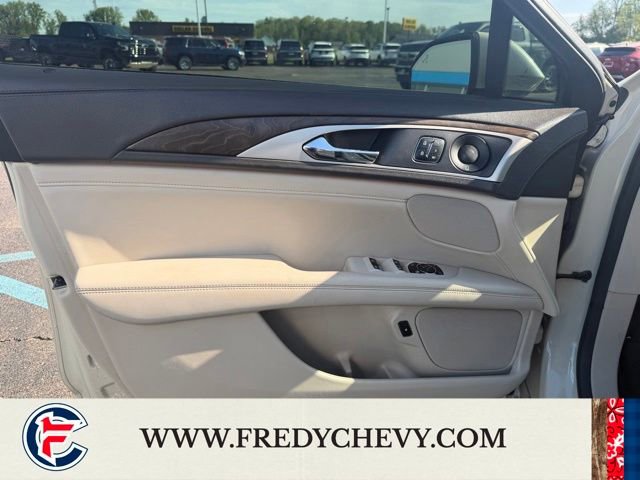 Used 2018 Lincoln MKZ Select w/ Select Plus Package FWD image 21