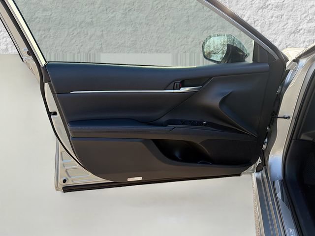 Used 2021 Toyota Camry XSE image 20