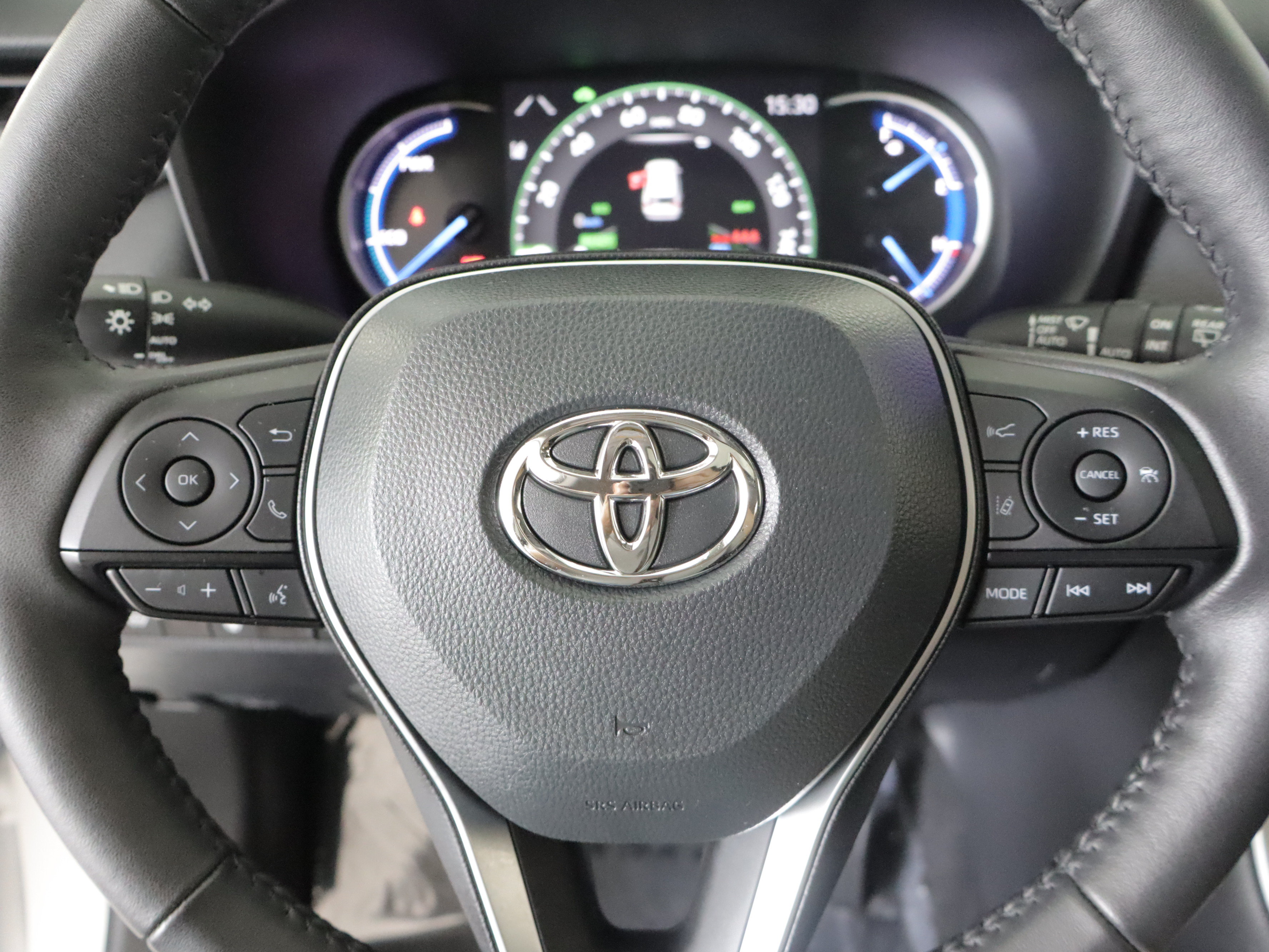 Used 2024 Toyota RAV4 XLE w/ Convenience Package AWD/4WD image 14