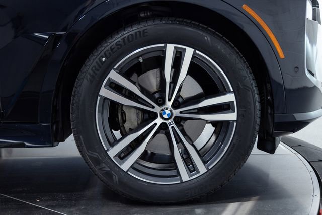 Certified 2024 BMW X7 xDrive40i w/ M Sport Package image 28