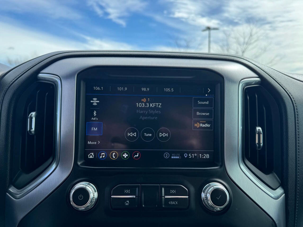 Used 2020 GMC Sierra 2500 SLT w/ SLT Convenience Package AWD/4WD image 24