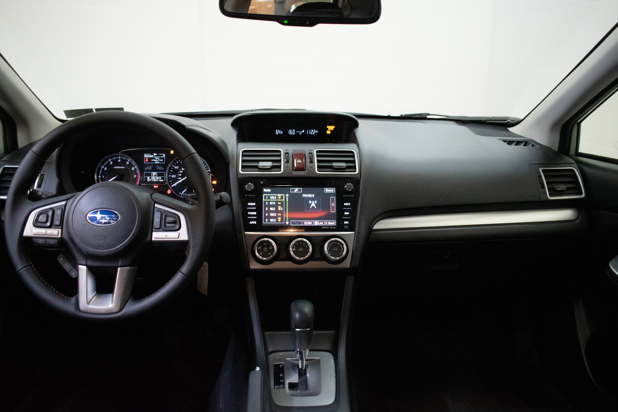 Used 2016 Subaru Crosstrek 2.0i Premium AWD/4WD image 11