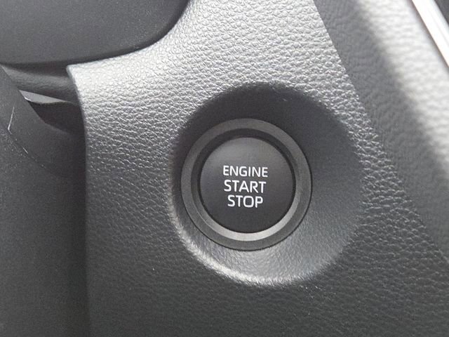 Used 2026 Toyota Corolla Cross XLE w/ Convenience Package image 13