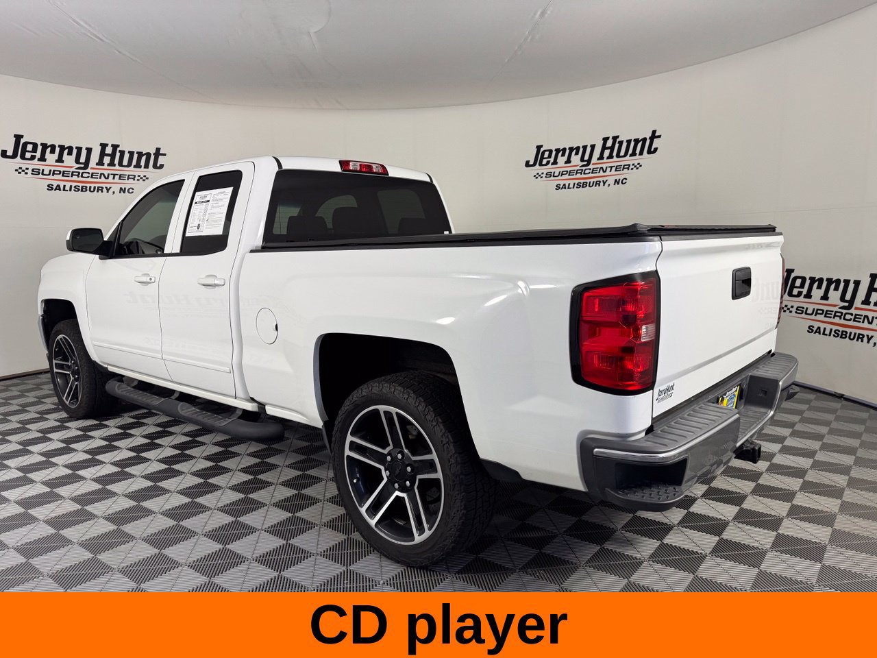 Used 2016 Chevrolet Silverado 1500 LT w/ LPO, Black Pack AWD/4WD image 11