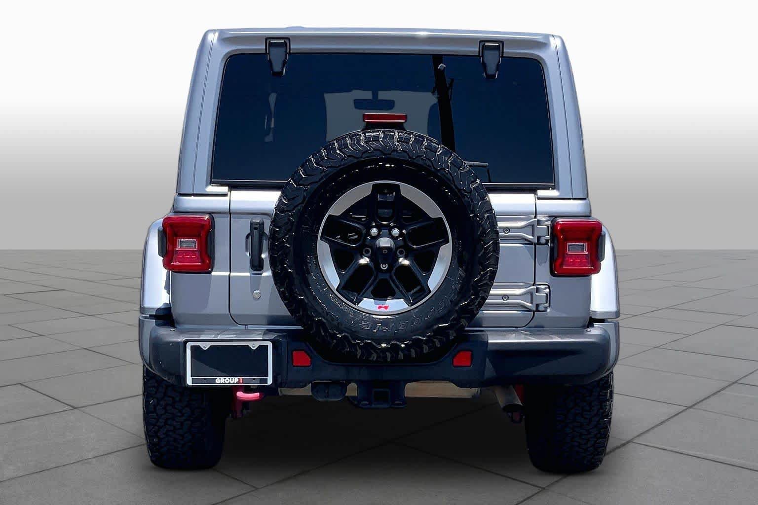 Used 2018 Jeep Wrangler Unlimited Rubicon AWD/4WD image 5