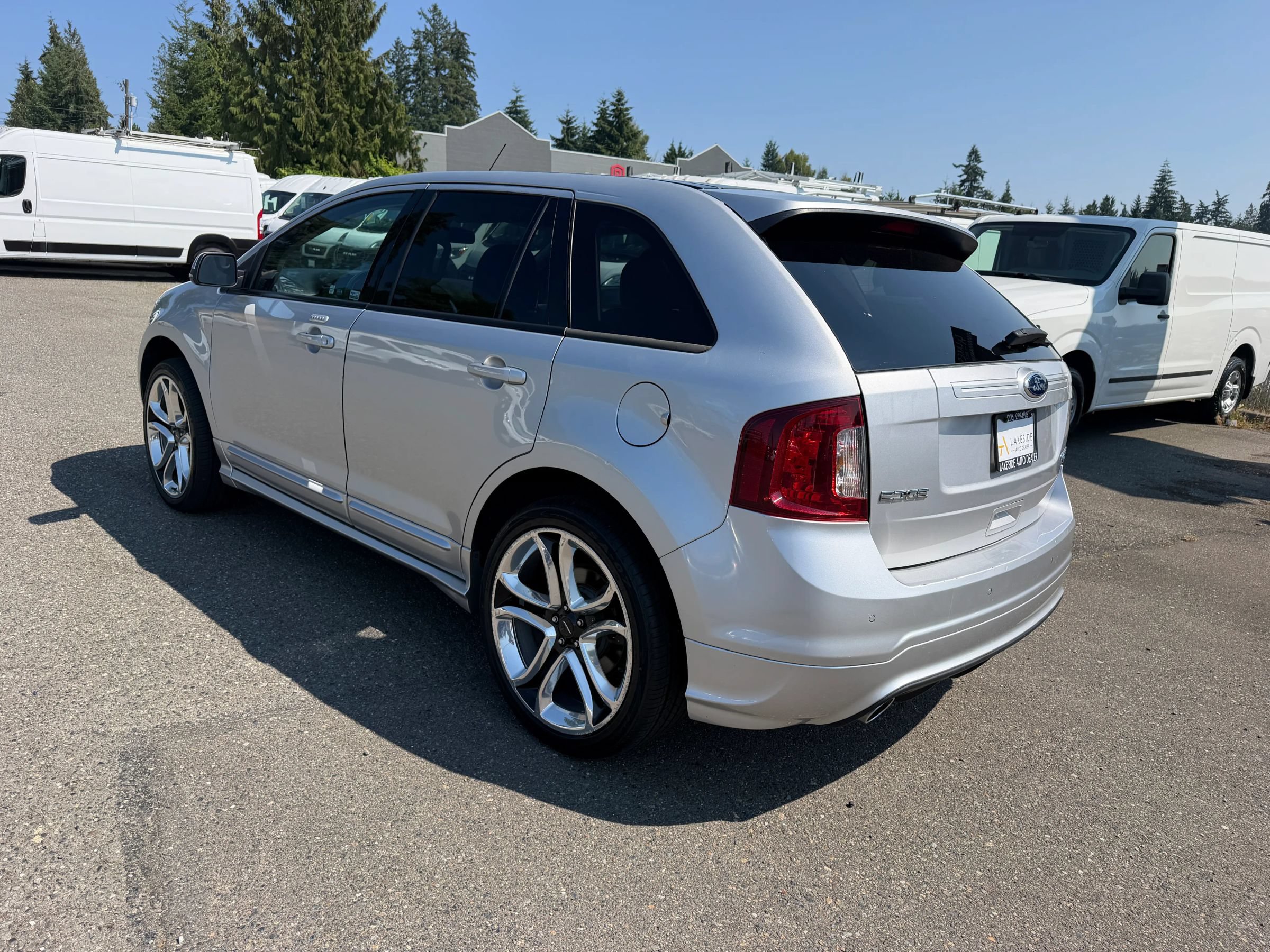 Used 2013 Ford Edge Sport w/ Driver Entry Pkg AWD/4WD image 5