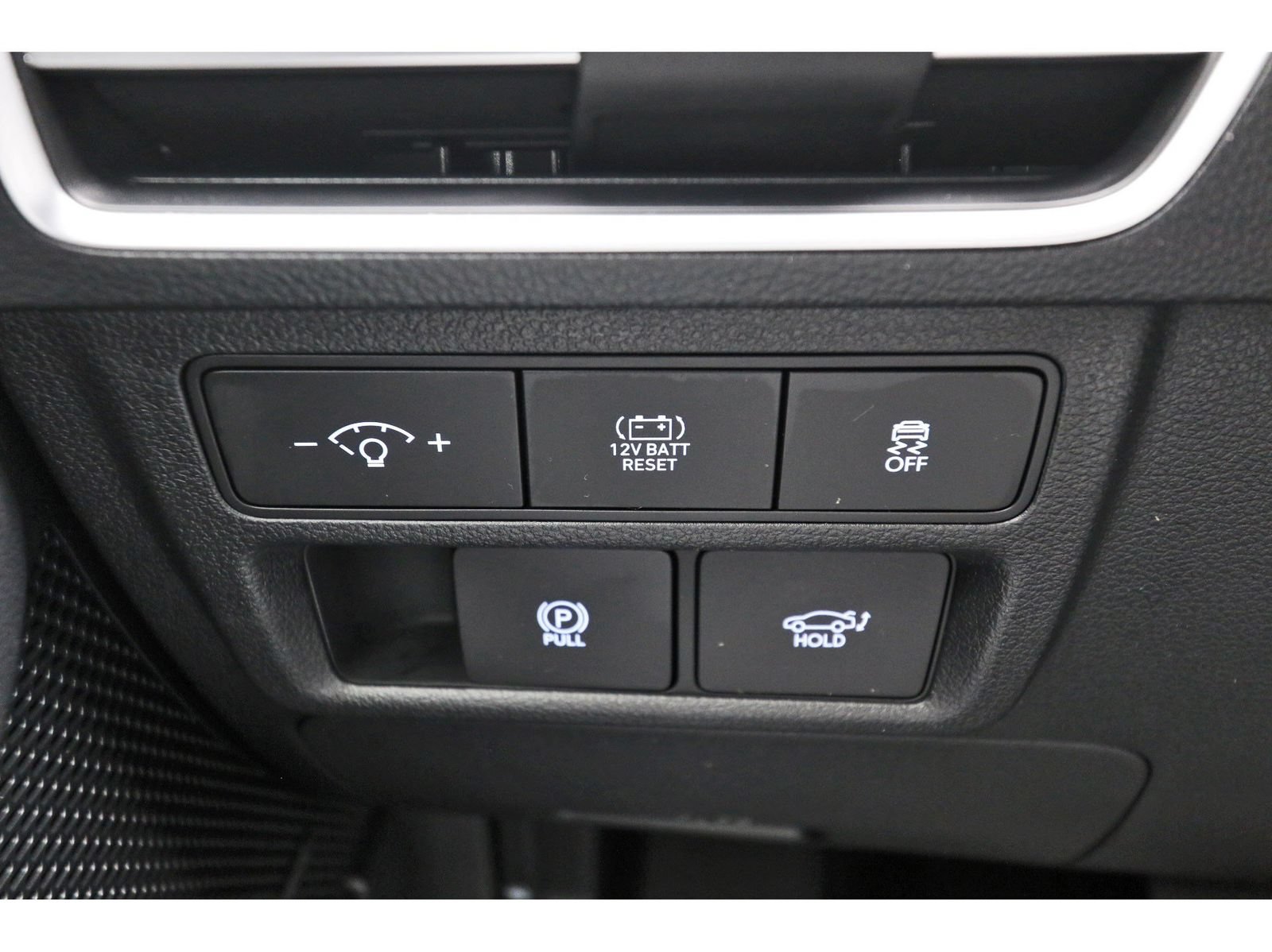 Certified 2025 Hyundai Sonata Limited FWD image 21