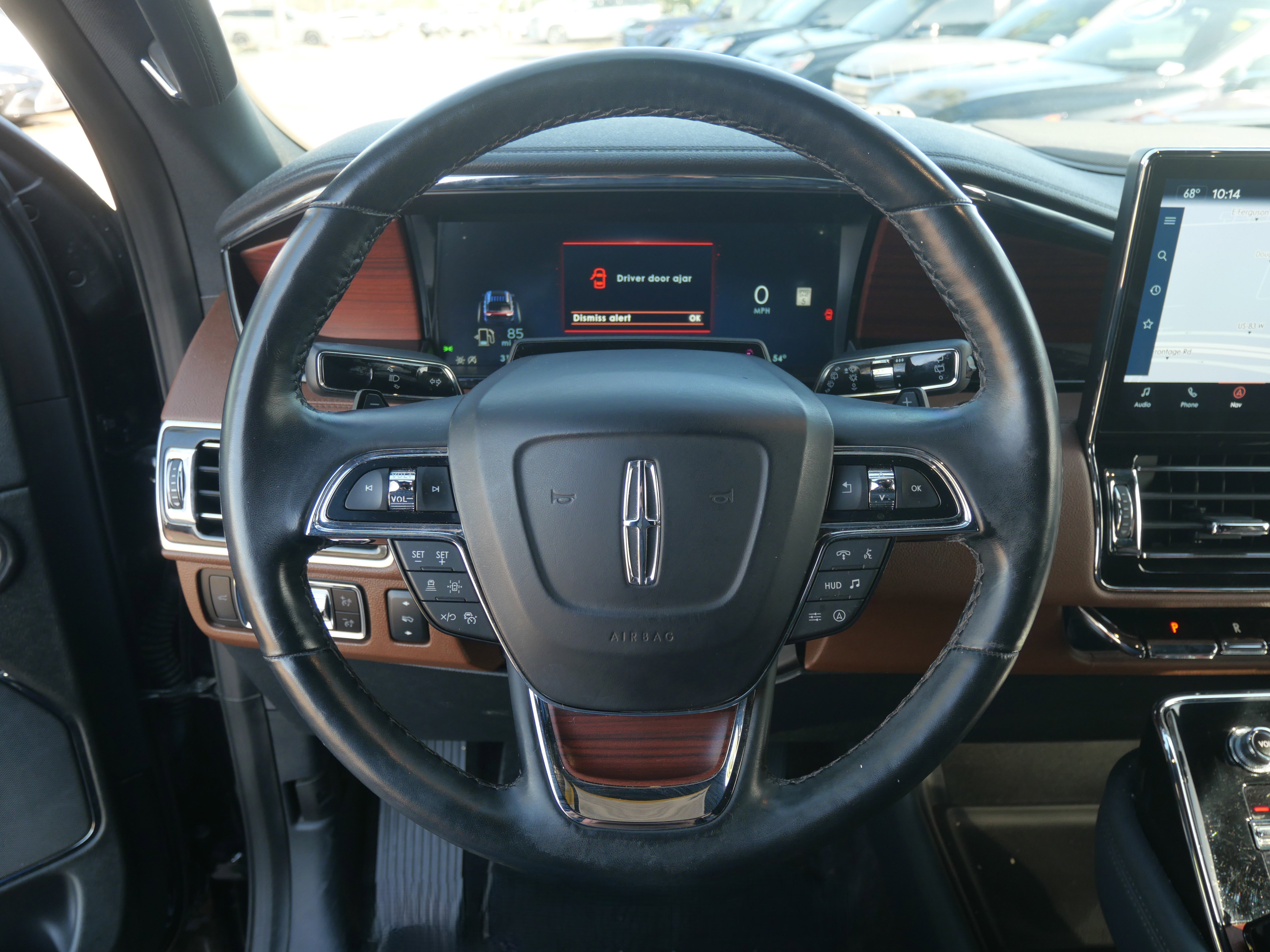 Used 2023 Lincoln Navigator Reserve w/ Monochromatic Package image 12