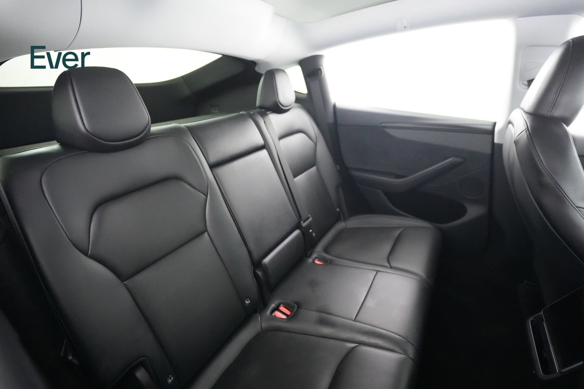 Used 2026 Tesla Model Y Long Range RWD image 5