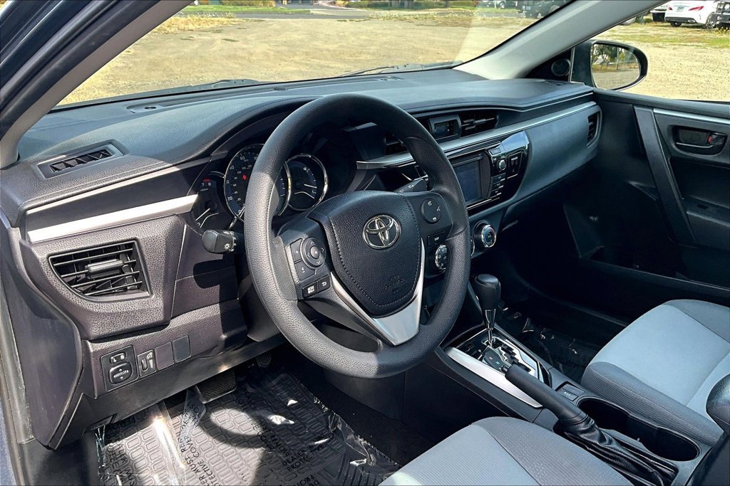 Used 2016 Toyota Corolla L FWD image 18