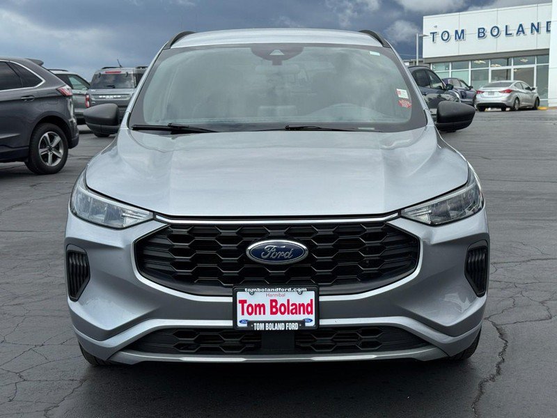 Used 2023 Ford Escape ST-Line FWD image 9