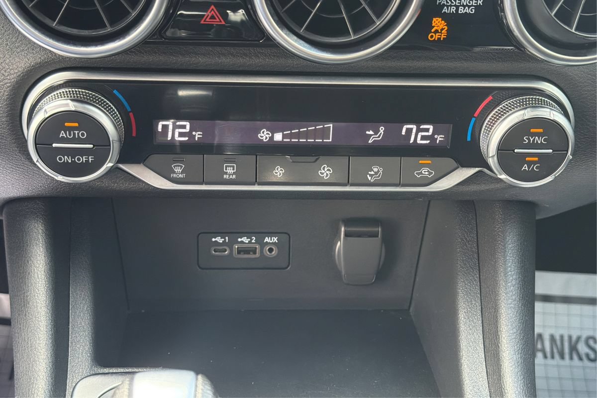 Used 2020 Nissan Sentra SV FWD image 29