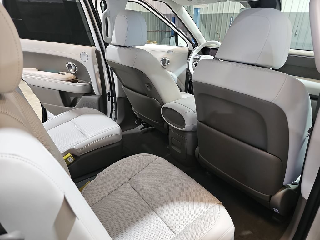 New 2026 Hyundai Palisade SEL Premium FWD image 11