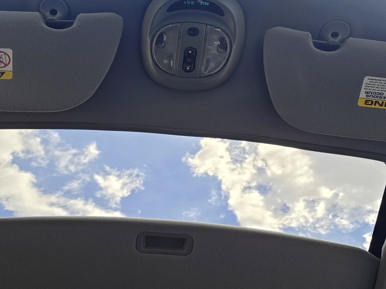 Used 2004 Chrysler PT Cruiser Limited FWD image 17
