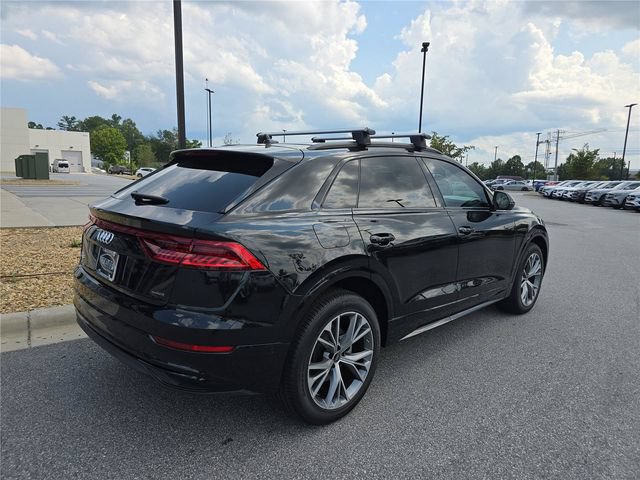Used 2022 Audi Q8 Premium AWD/4WD image 3