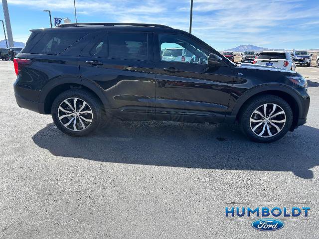 Certified 2025 Ford Explorer ST-Line image 4