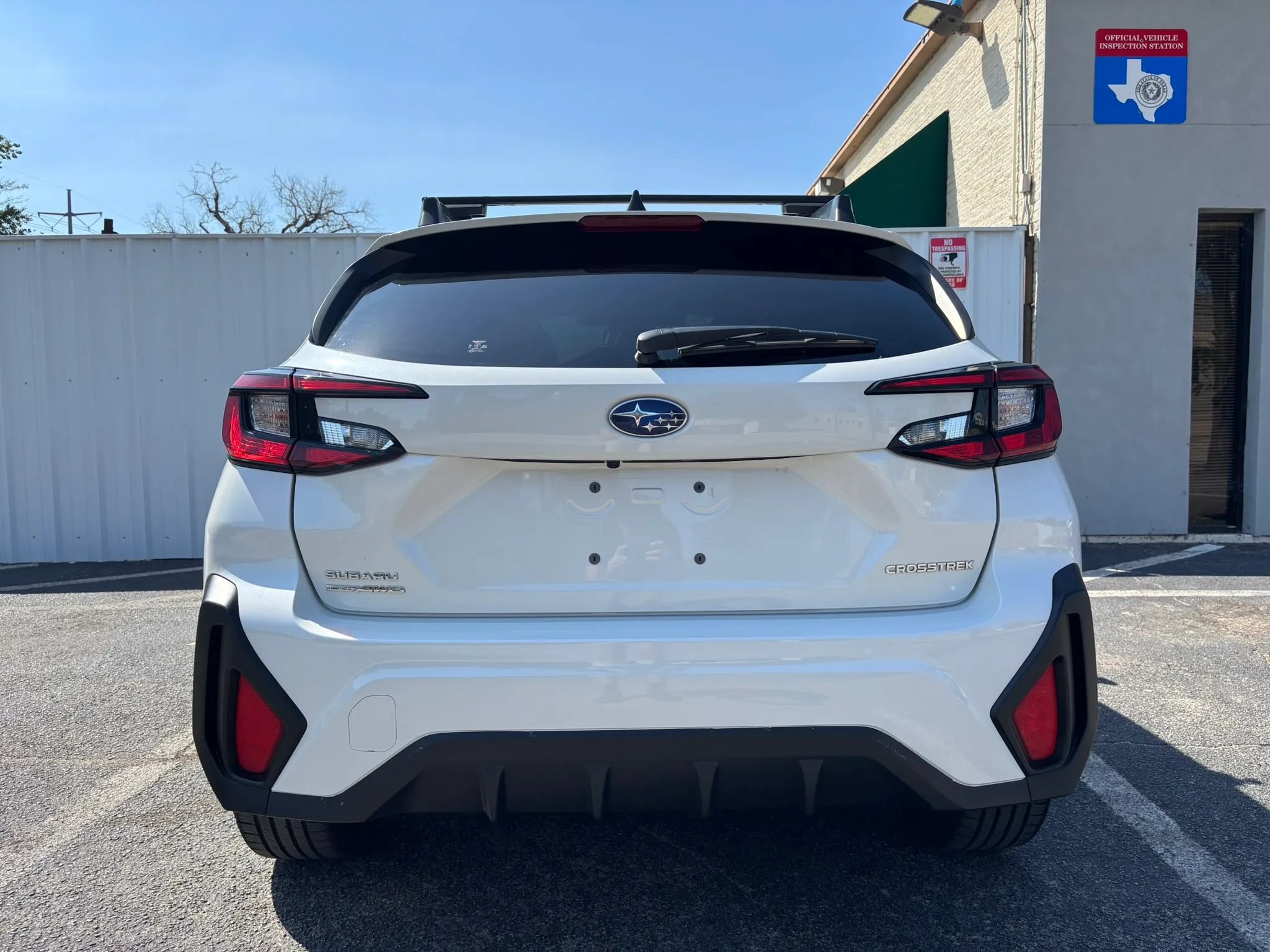Used 2024 Subaru Crosstrek 2.0i Premium AWD/4WD image 4