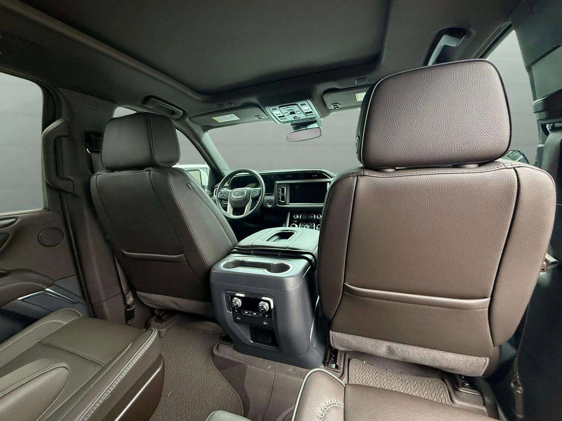 Used 2024 GMC Yukon Denali image 29