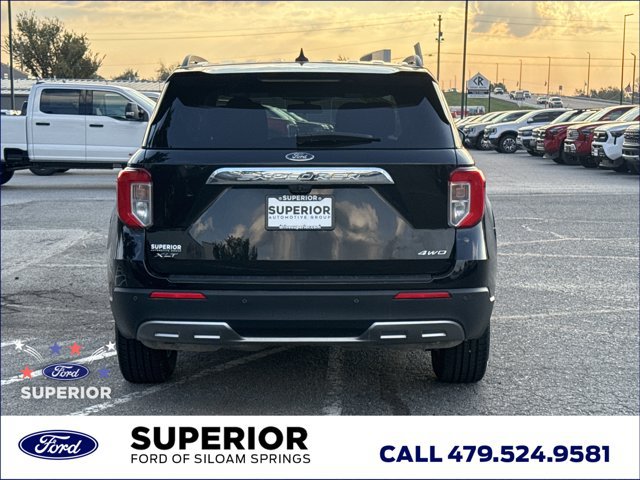 Used 2023 Ford Explorer XLT w/ Equipment Group 202A AWD/4WD image 5
