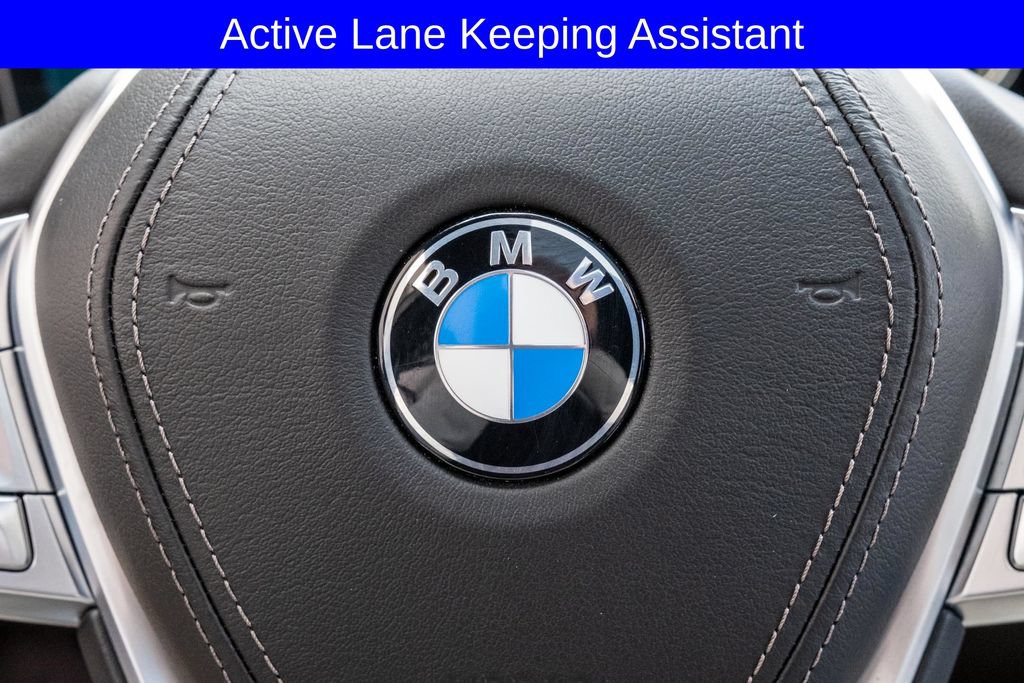 Used 2019 BMW 750i w/ Executive Package RWD image 25