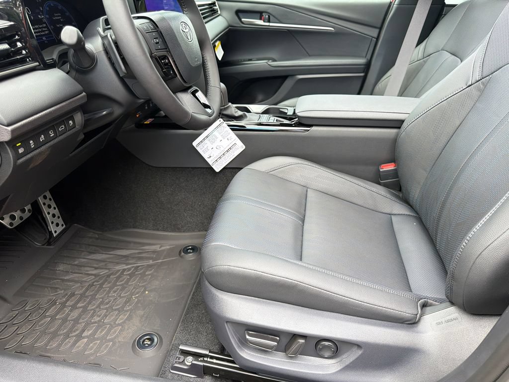 New 2026 Toyota Camry XSE w/ Premium Plus Package FWD image 17