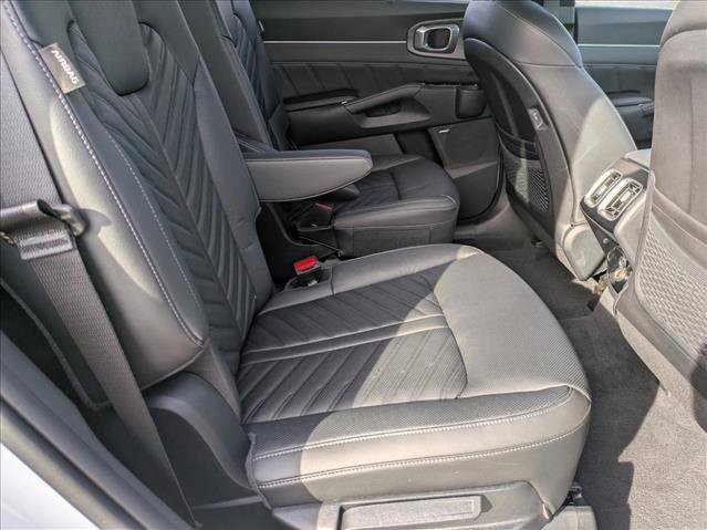 Used 2024 Kia Sorento SX Prestige image 20