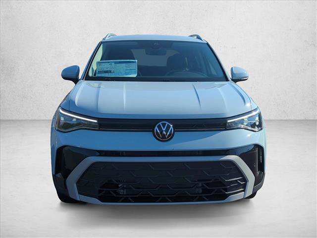 New 2026 Volkswagen Taos SE image 9
