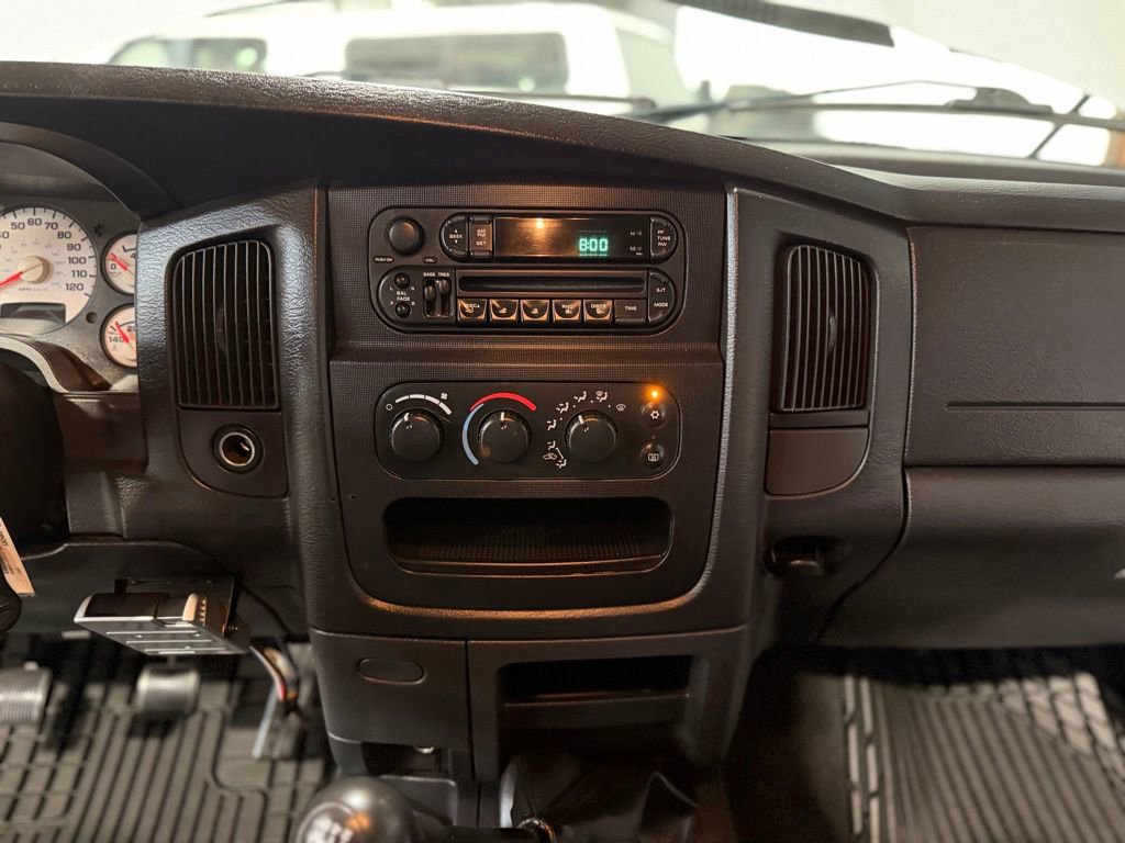 Used 2004 Dodge Ram 3500 Truck SLT w/ Sport Appearance Group AWD/4WD image 17