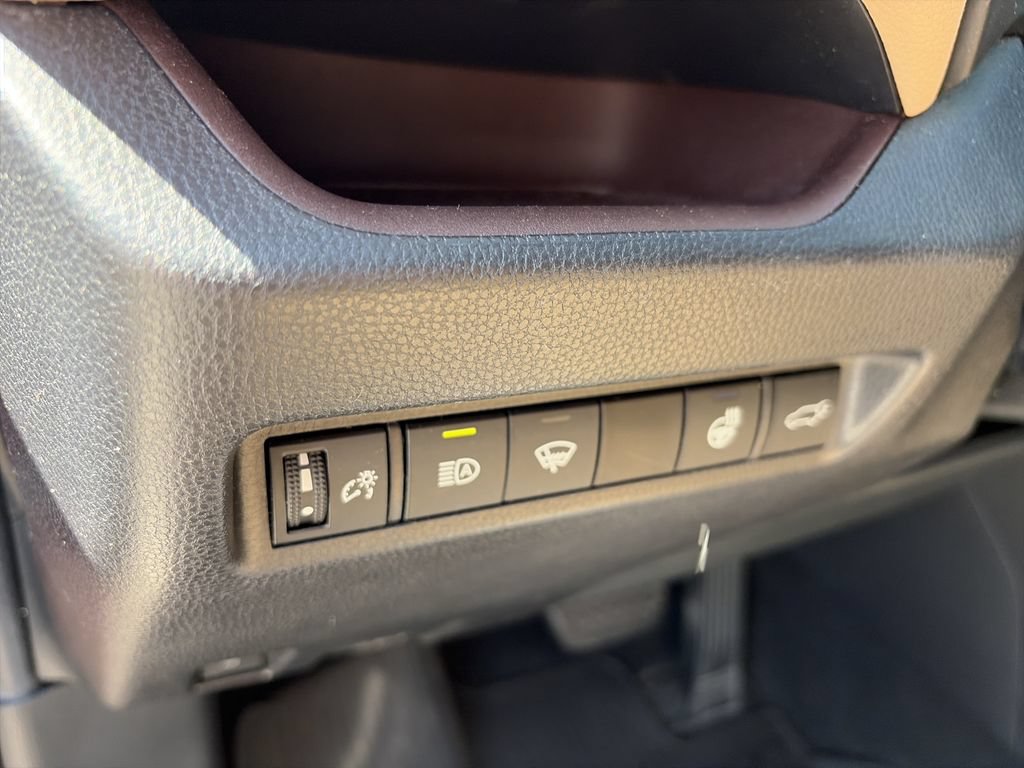 Used 2020 Toyota RAV4 Limited w/ Limited Grade Weather Package AWD/4WD image 19