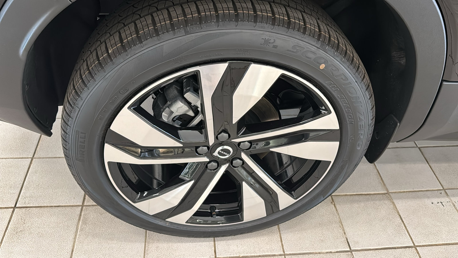 New 2026 Volvo XC40 B5 Ultra w/ Climate Package AWD/4WD image 31