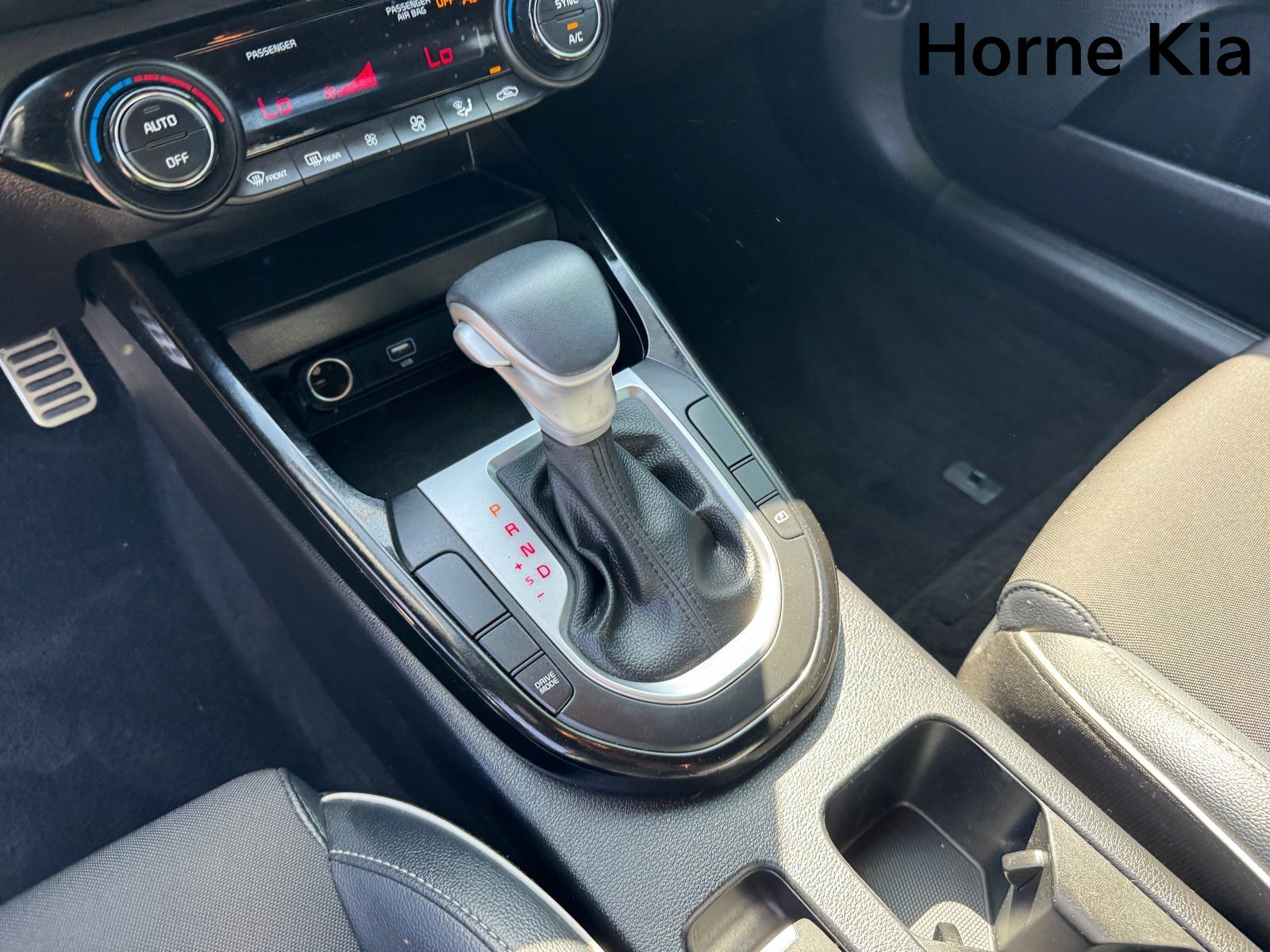 Certified 2024 Kia Forte GT-Line image 23