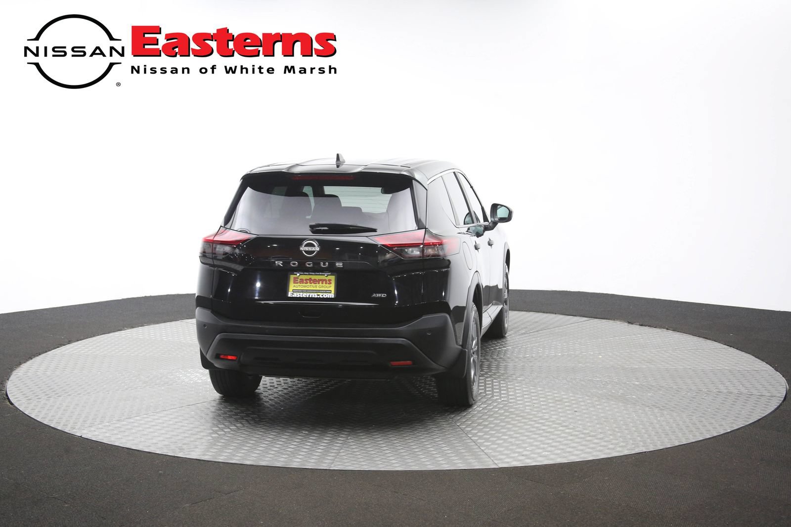 Used 2023 Nissan Rogue S AWD/4WD image 35