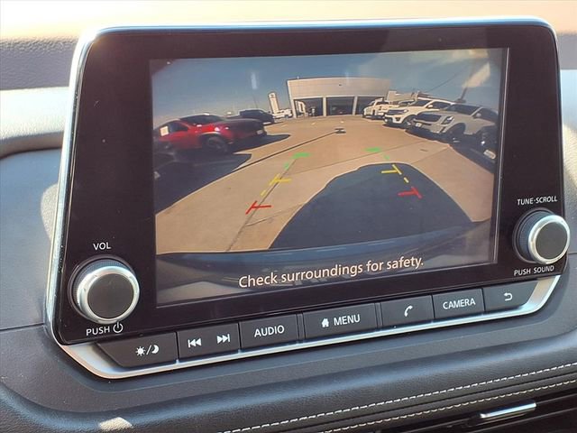 Used 2023 Nissan Rogue SV image 12