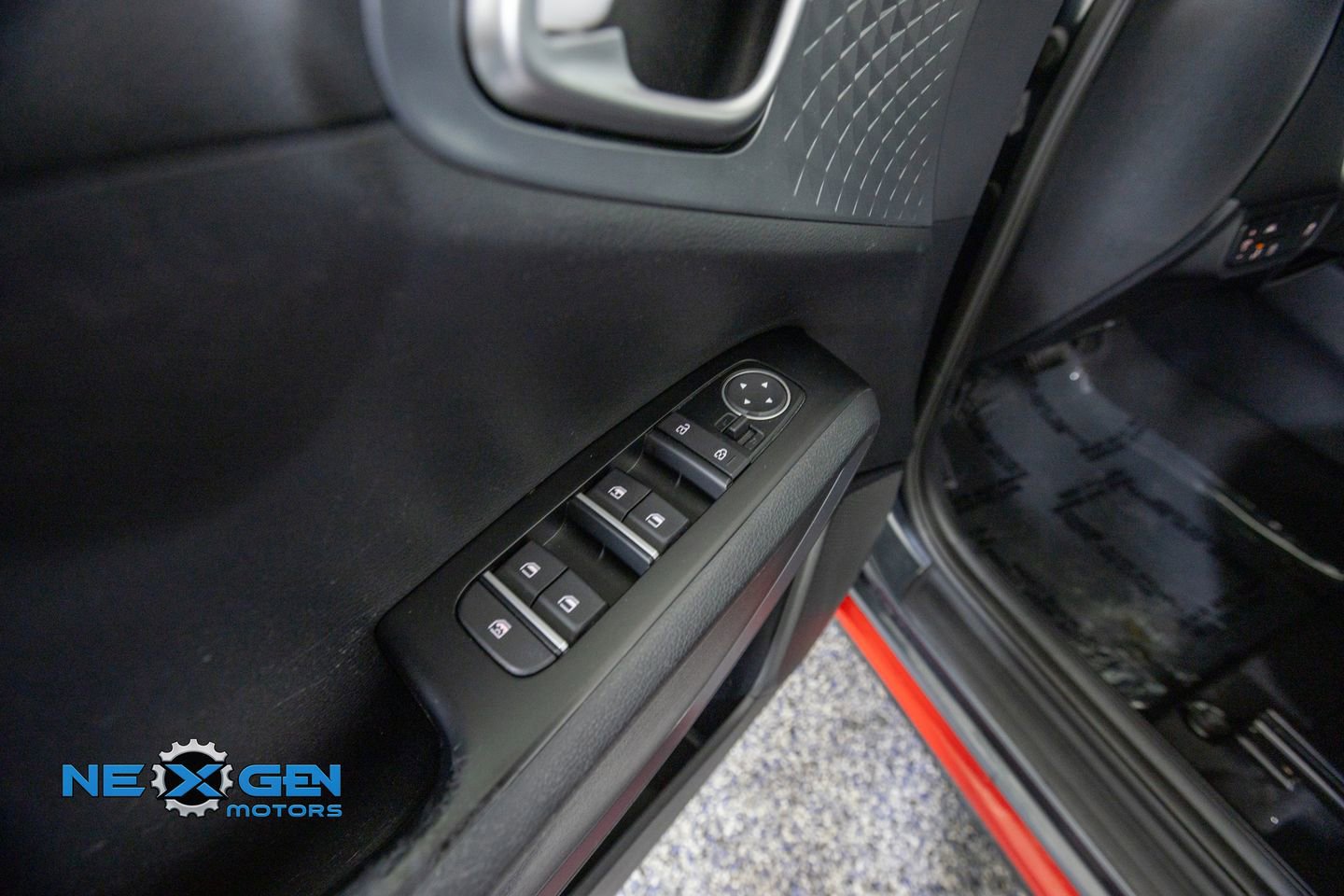 Used 2020 Kia Soul GT-Line w/ GT 2.0L Power Sunroof Package FWD image 12