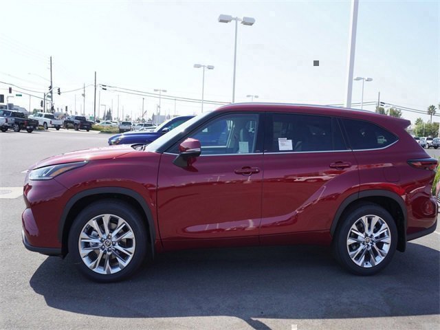 New 2025 Toyota Highlander Limited image 5