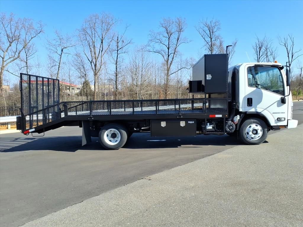 New 2025 Chevrolet Low Cab Forward image 25