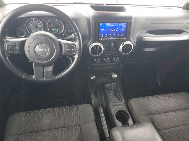 Used 2011 Jeep Wrangler Unlimited Sahara w/ Connectivity Group image 10