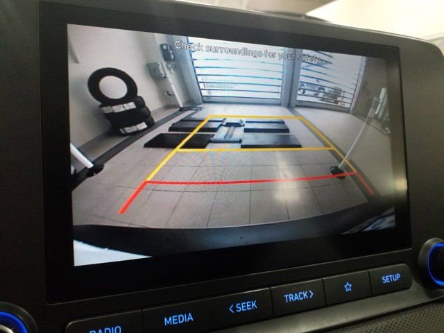 Used 2022 Hyundai Kona SEL image 9