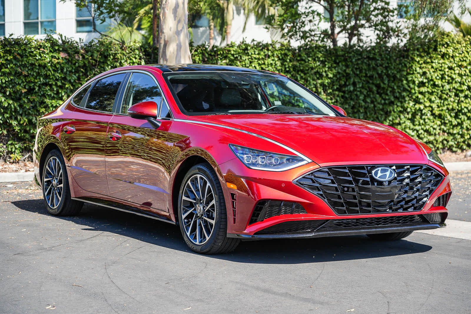 Used 2023 Hyundai Sonata Limited FWD image 5