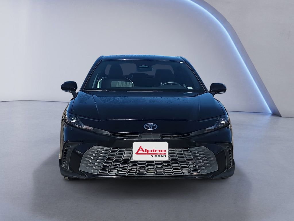 Used 2025 Toyota Camry SE image 8
