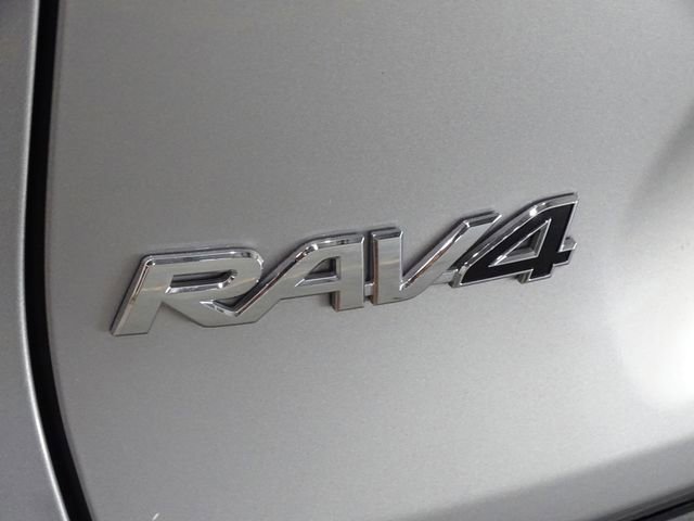 Used 2021 Toyota RAV4 XLE Premium image 36