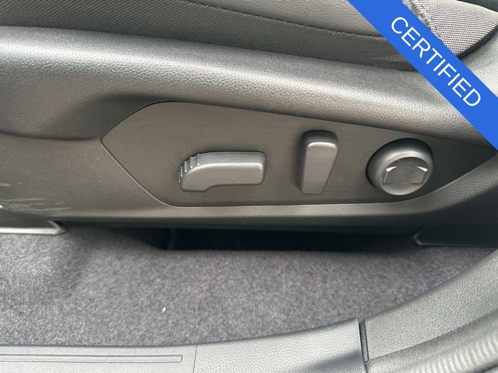 Certified 2025 Subaru Forester Premium image 12